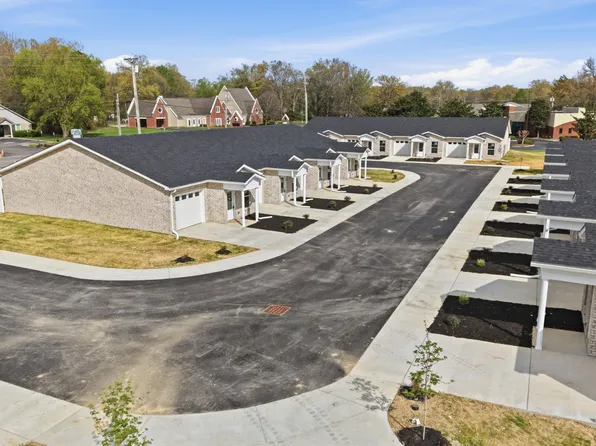 741 Kings Ln #C12, Tullahoma, TN 37388