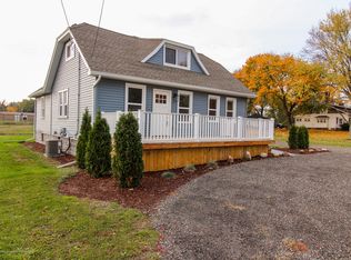 721 Clark Rd, Lansing, MI 48917