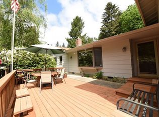 18250 S Laurisa Ln, Oregon City, OR 97045