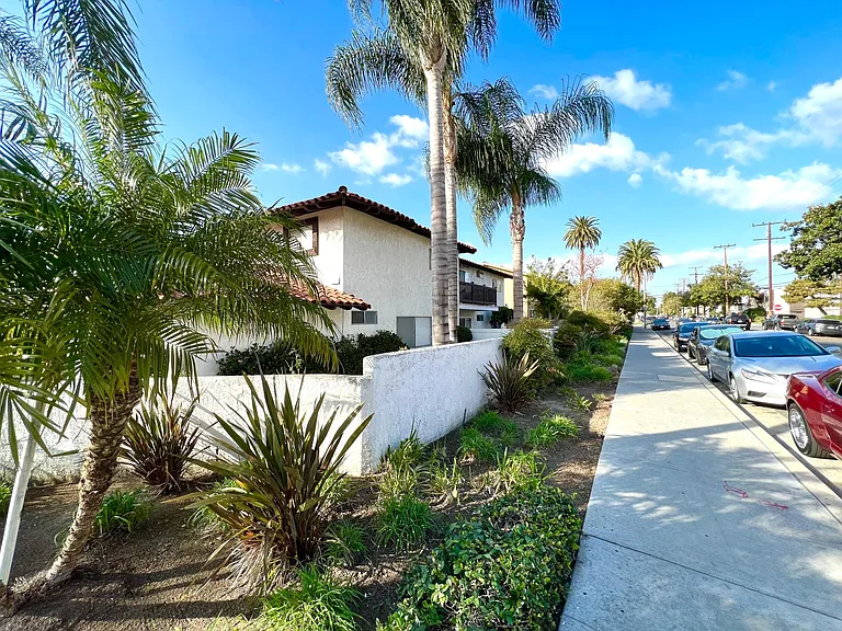 309 W Kelly Ave #B — Photo 4