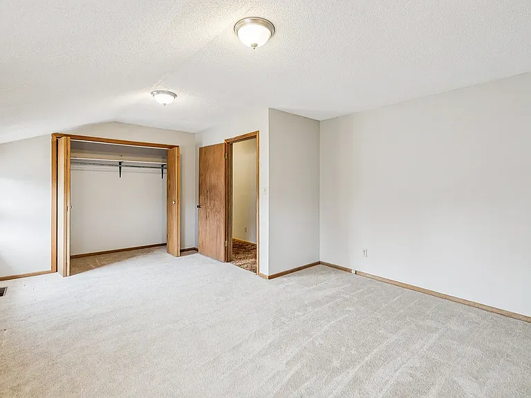 220 B St — Photo 23