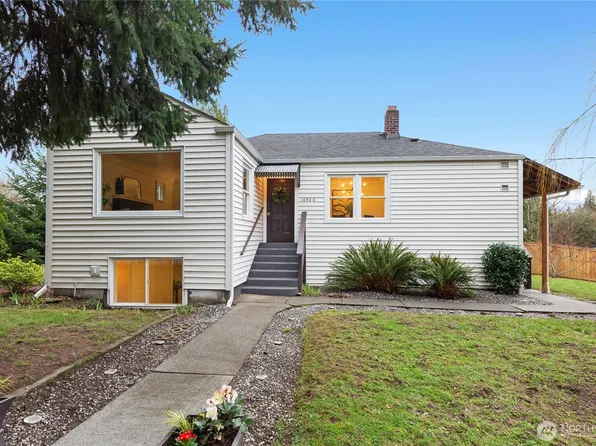 16406 Sylvester Road SW, Burien, WA 98166