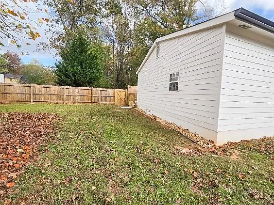 1162 Owen Cir — Photo 4