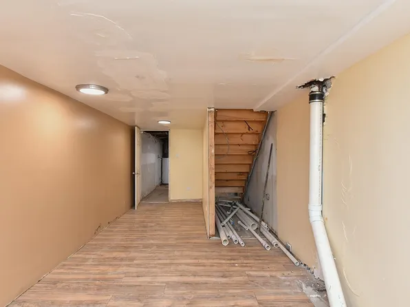 6204 Bergenline Avenue image 27 of 33