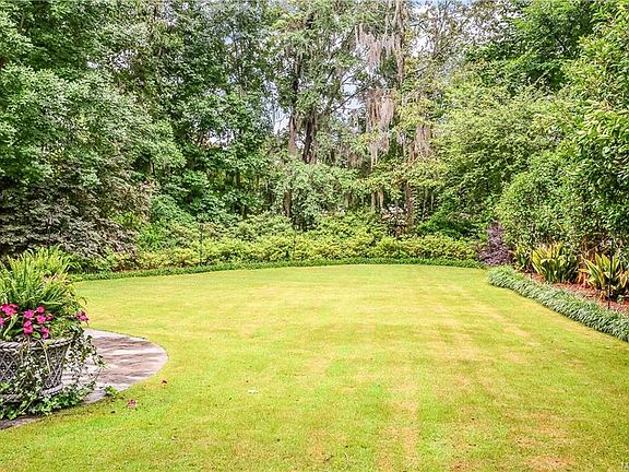 4th image of 9908 Dogwood Ct