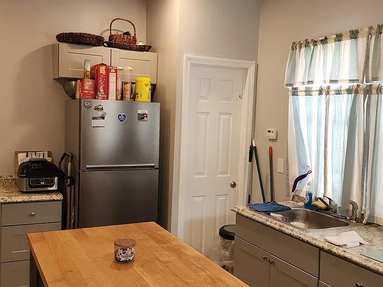 55 Bedell St #1 — Photo 5