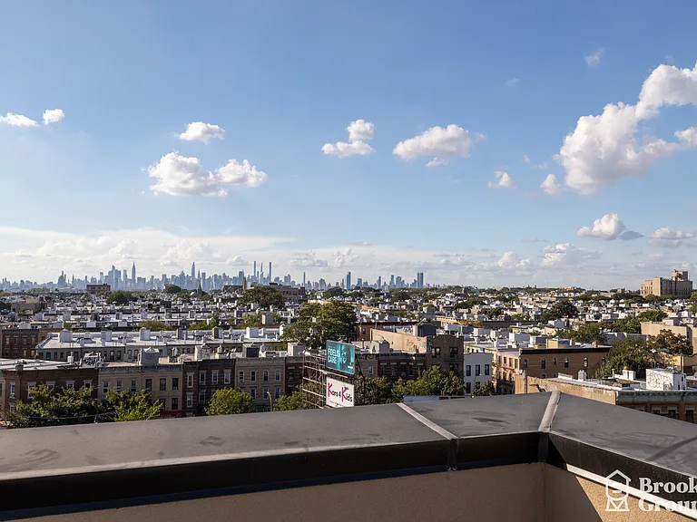 1711 Hancock St #610 — Photo 14