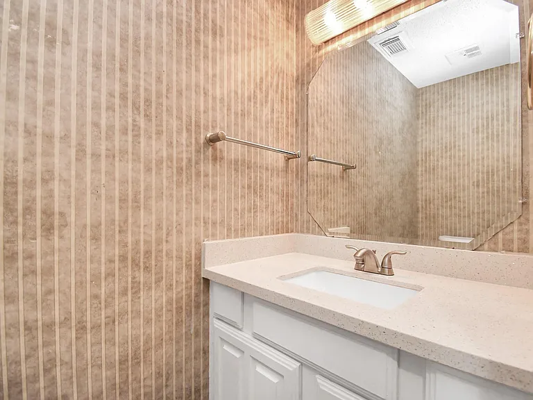 12400 Brookglade Cir #47 — Photo 27