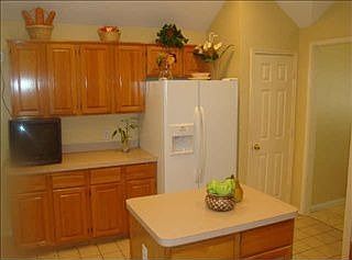5th image of 2516 Hyacinth Dr