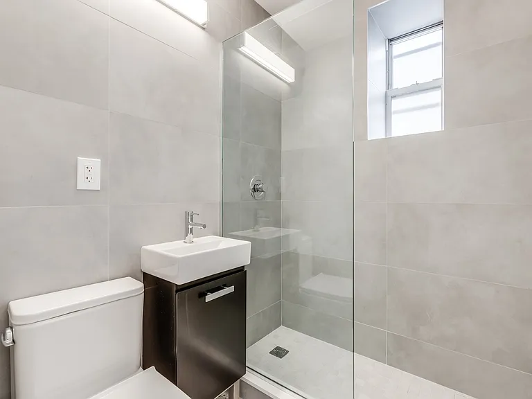 1409 York Ave #2A — Photo 9