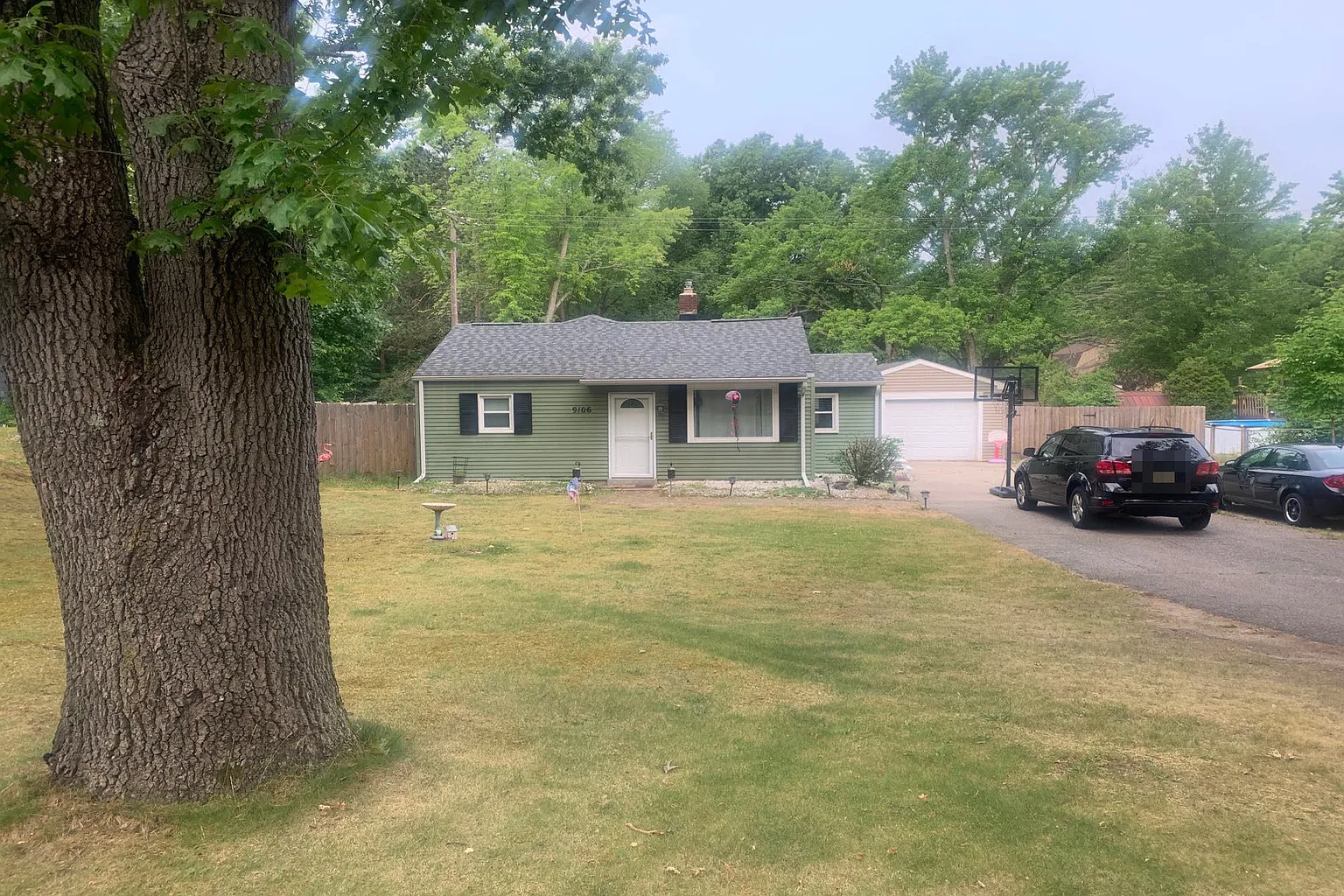 9106 Oakland Dr photo 1