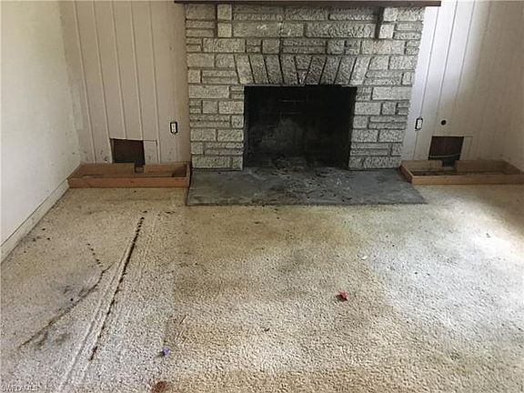 5th image of 2331 Bishop Dr
