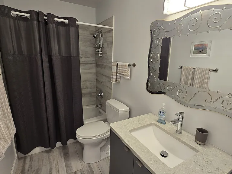 8198 Foxchase Cir — Photo 28