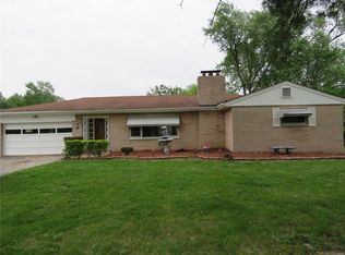 11478 Lilac Ave, Saint Louis, MO 63138