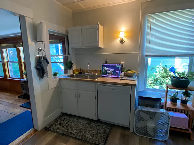 27 Perley St — Photo 10