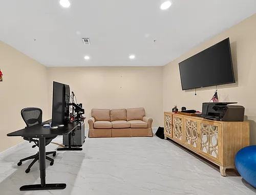 5806 Toboggan Cir #BASEMENT Photo 1