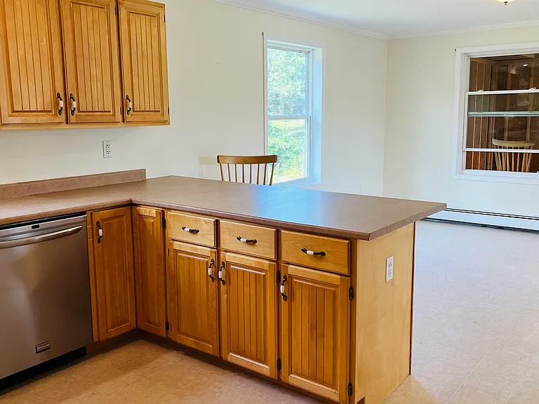 1310 Main Rd — Photo 2