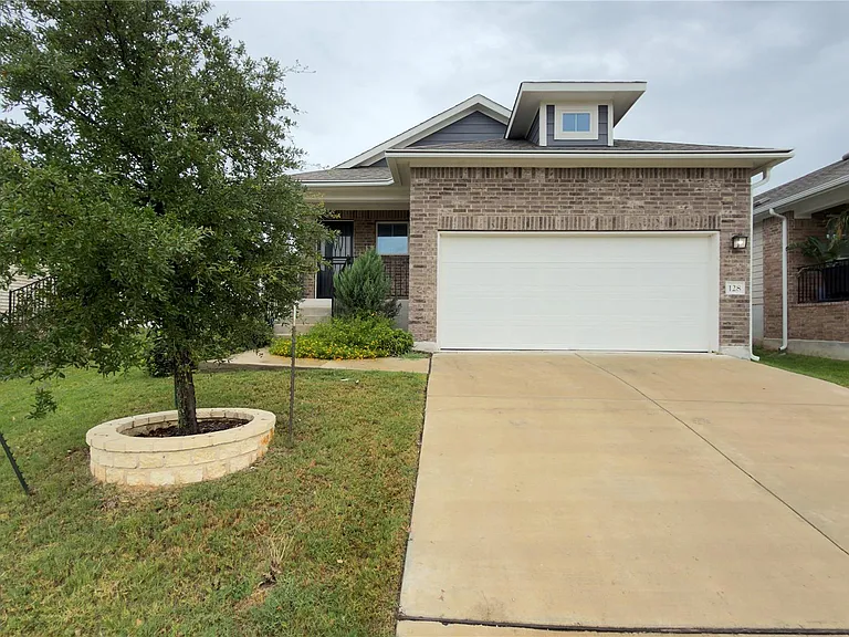 128 Riverhill Dr — Photo 3