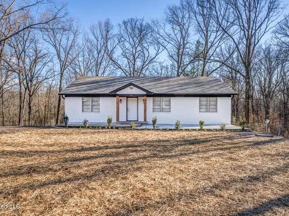 144 Coke Rd, Byhalia, MS 38611