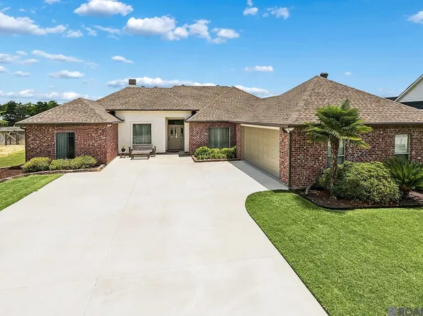 11440 River Highlands Dr, Saint Amant, LA 70774