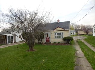 1422 Lansdowne Blvd, Youngstown, OH 44505