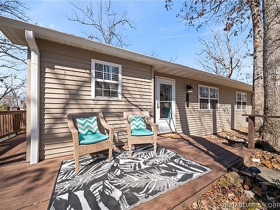 4th image of 32373 Island View Rd