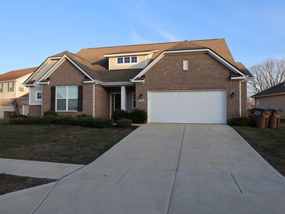 2951 Daylily Dr, Columbus, IN, 47201