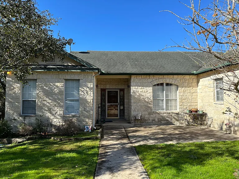 1540 Shepherds Rnch — Photo 1