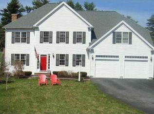 4 Cross St, Pembroke, MA 02359