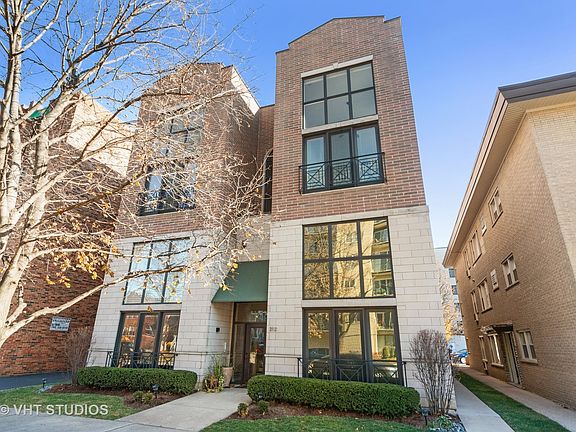 2nd image of 212 Marengo Ave APT 1N