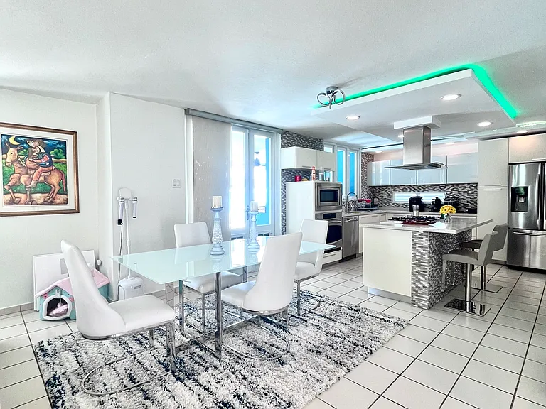 1414 Marbella — Photo 9