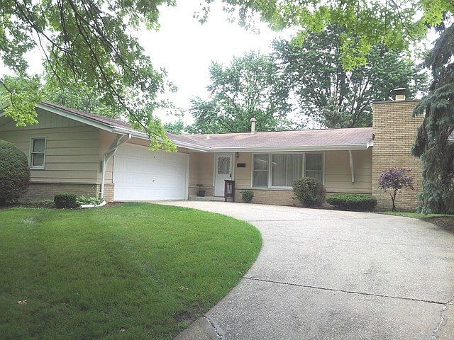 1st image of 15151 Las Flores Ln