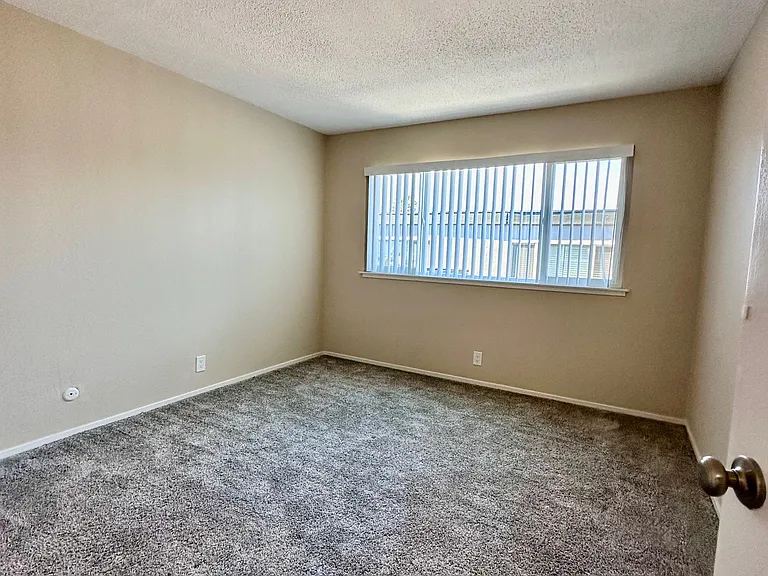 19 Merrydale Rd #16 — Photo 5
