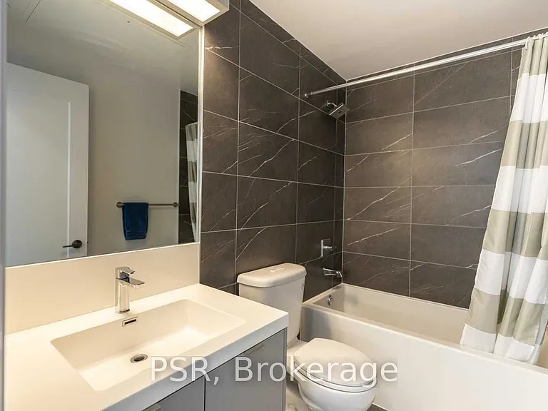 101 Erskine Ave #903 — Photo 13