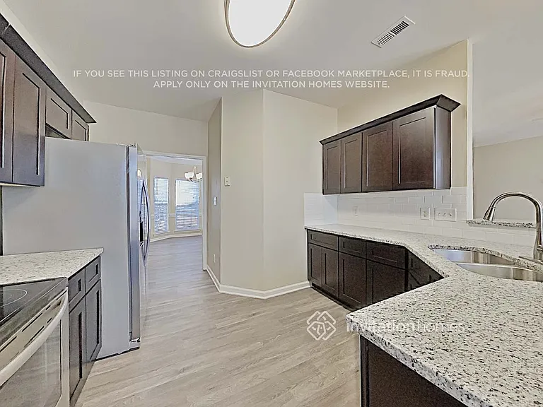 5007 Ashie Ave — Photo 11