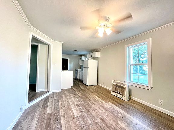 5th image of 1405 Avenue I
