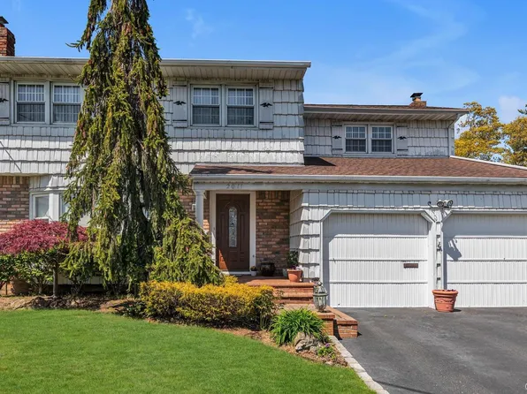 2011 Abbot Avenue, Merrick, NY 11566