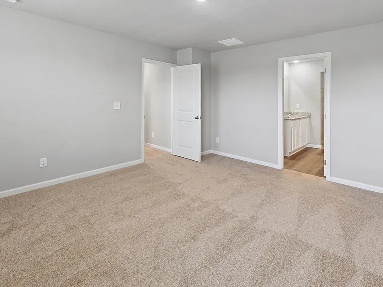 2140 Christina St — Photo 12