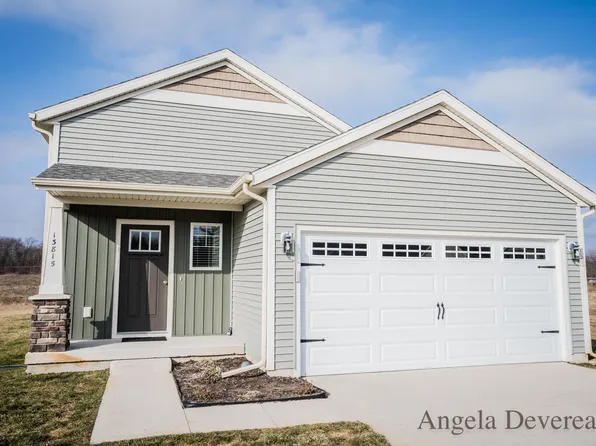 13815 E Harmony Ct, Sparta, MI 49345