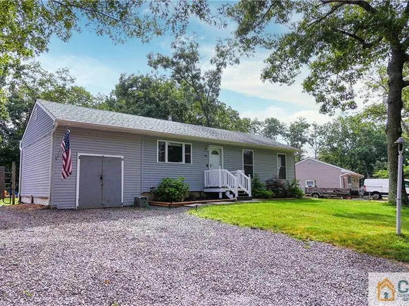 45 Park Ave, Bayville, NJ 08721