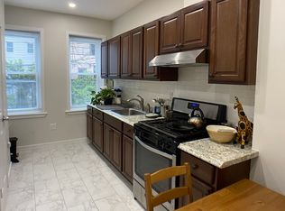 131 Engert Ave #1R, Brooklyn, NY
