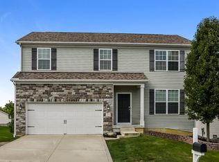 25 W Twin Maple Ave, Lithopolis, OH 43136