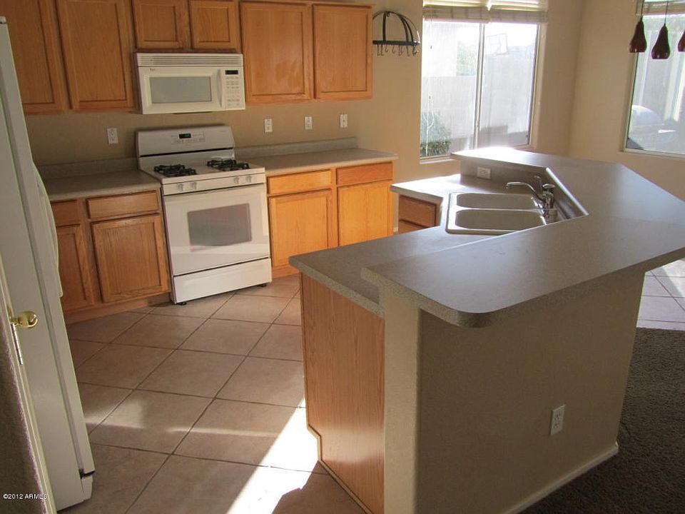 2nd image of 351 W Musket Pl