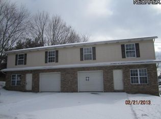 2201 & 2203 Stahl Rd, Akron, OH 44319