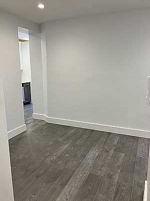 4th image of 65 Seaman Ave #2F