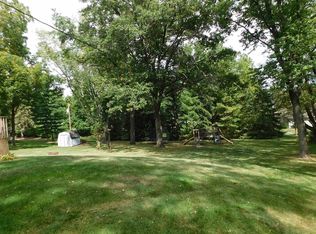 12131 Love Rd, Roscoe, IL 61073