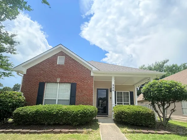 986 Savannah Ln, Calera, AL 35040