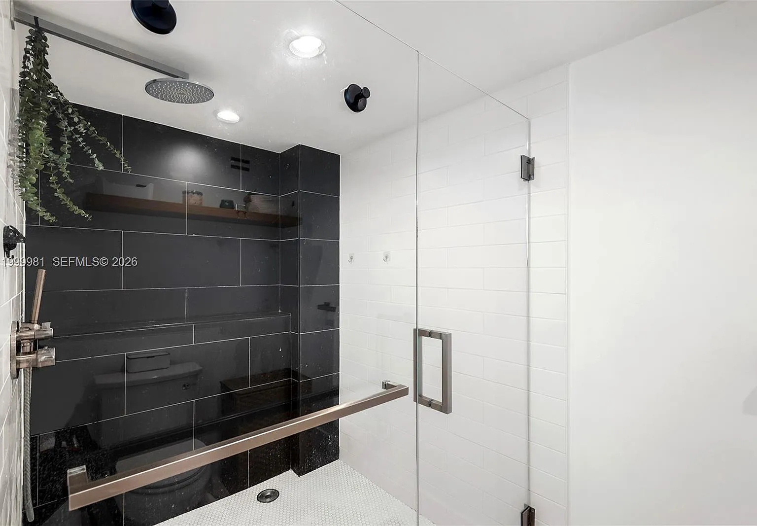 2 bed, 1425 sqft, $5,000 — Photo 3