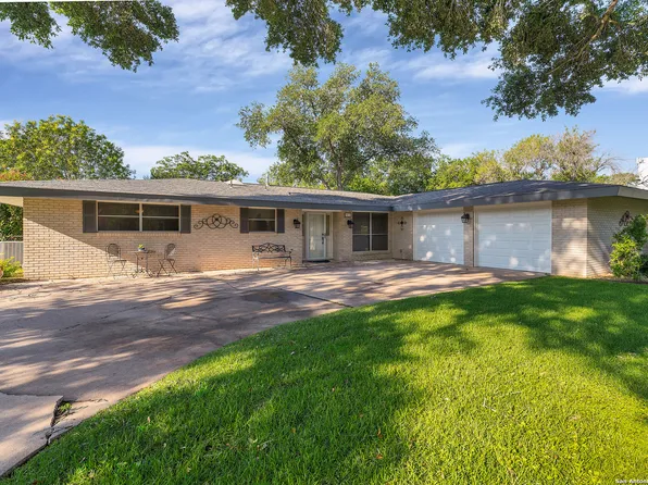 410 ZEPHYR DR, Windcrest, TX 78239