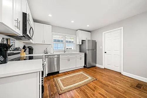 639 S Peachtree St #ID1019271P Photo 1